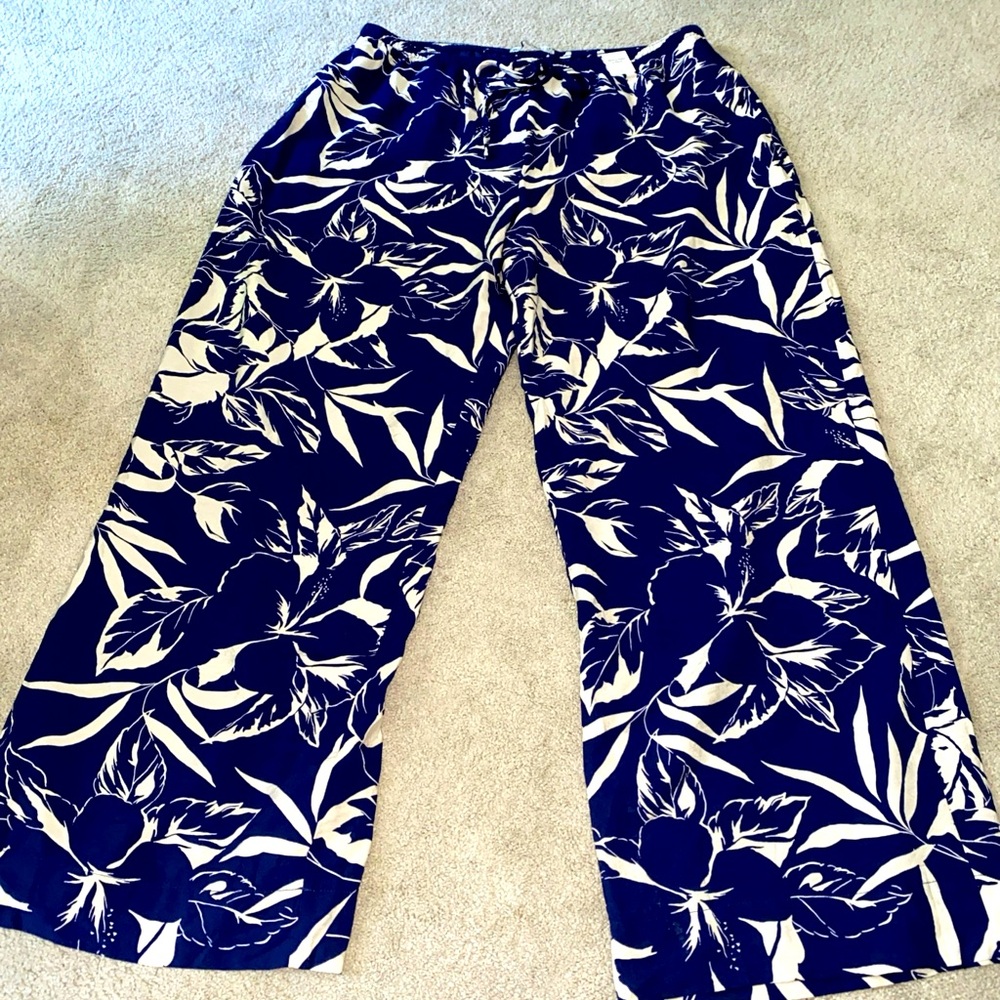 Abercrombie & Fitch Textured‎ Pull-On Pant Tropical Print Large New